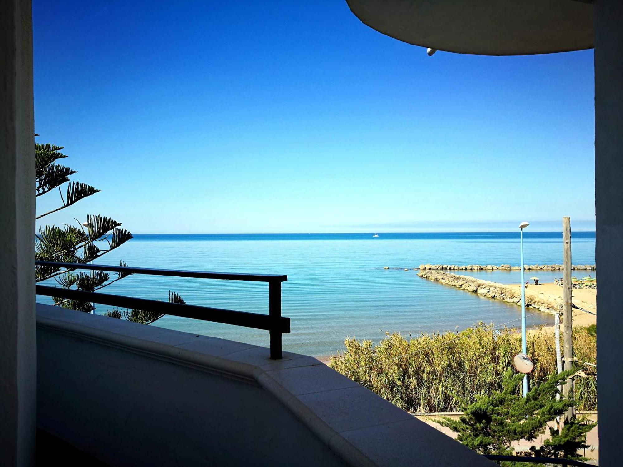 Seaside Villa San Leone Exterior photo